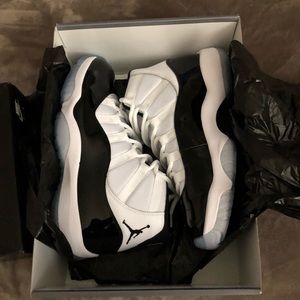 Jordan Retro 11 Concords (2018)